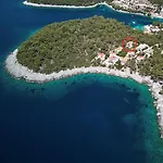 House Bora With Sea View 70m From The Gæstehus 3*