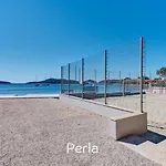 House Bora With Sea View 70m From The Casa de hóspedes 3*