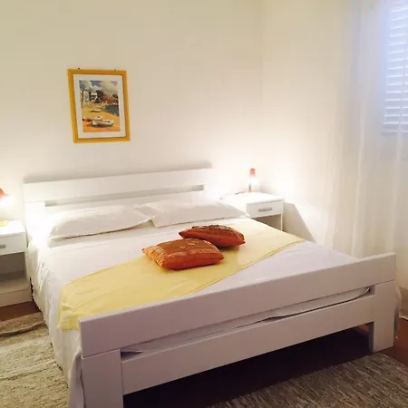 House Bora With Sea View 70m From The 3*