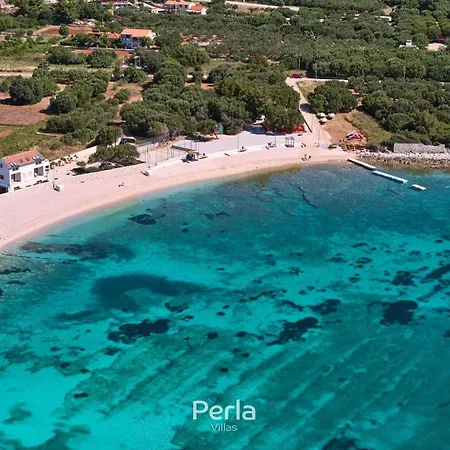 Gasthuis House Bora With Sea View 70m From The